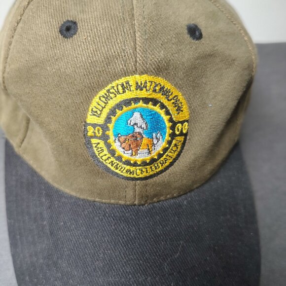 VINTAGE Yellowstone National Park Staff Hat Cap Snap Back Buffalo Old Faithful - Picture 2 of 9